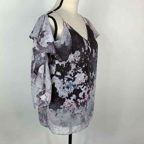 Bar III Blouse Women Medium Cold Shoulder Feminine Ruffles Muted Gray Pink - Picture 2 of 10